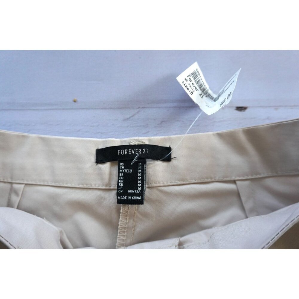 Forever 21 Women's Beige Cargo Tapered Pants - Size M - Picture 4 of 4